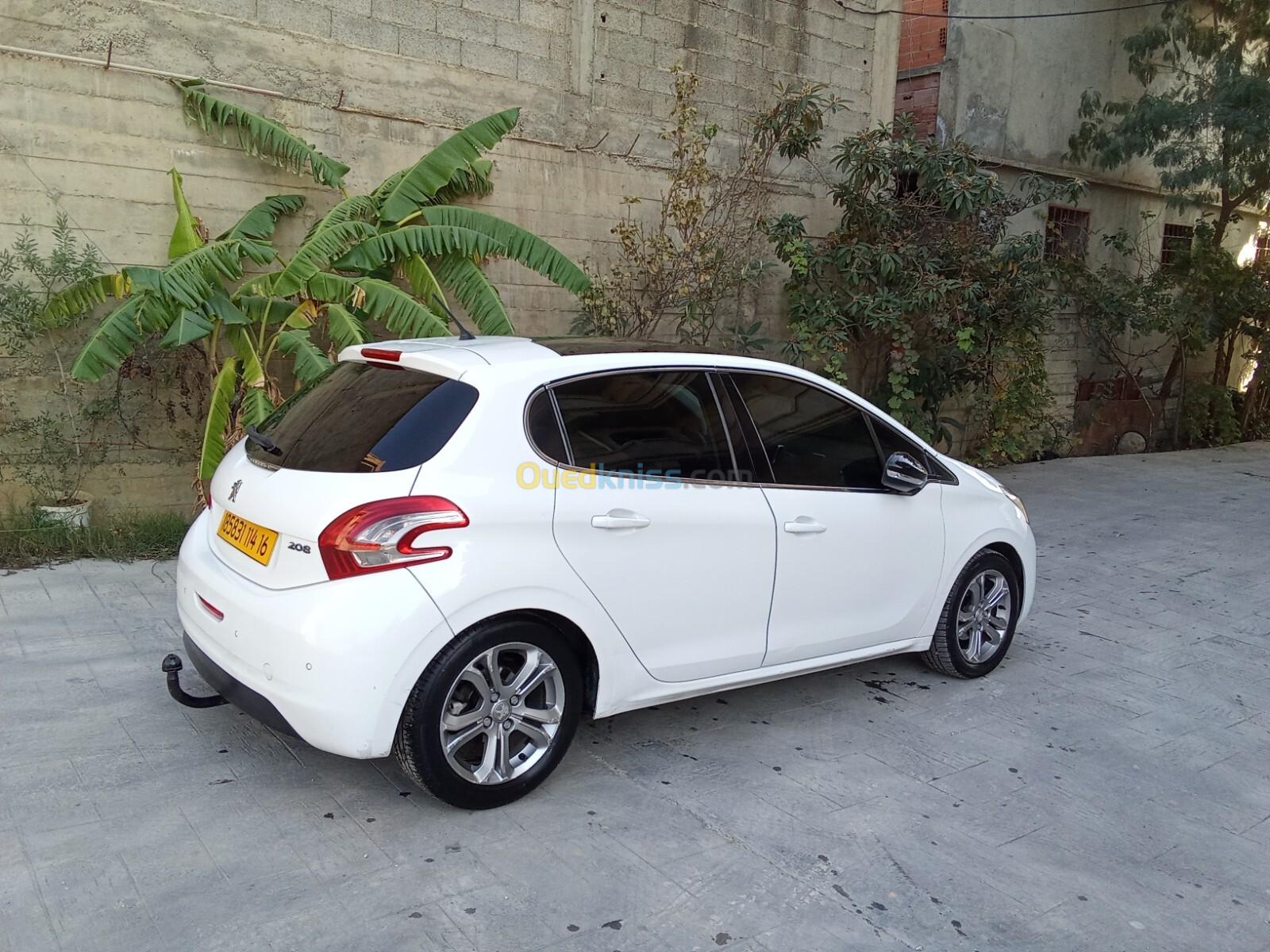 Peugeot 208 2014 Allure