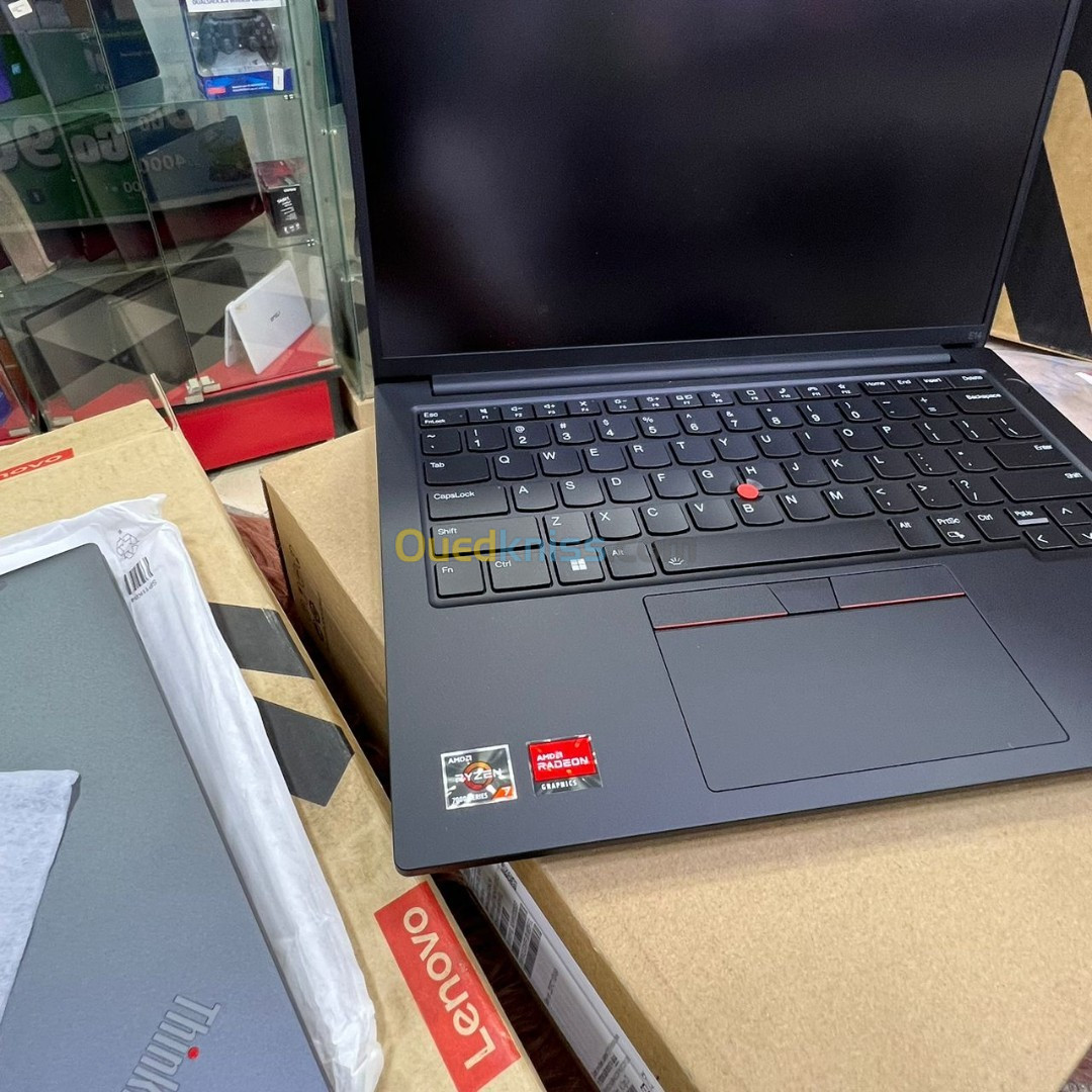 UltraBook Lenovo Thinkpad E14 Gen5  