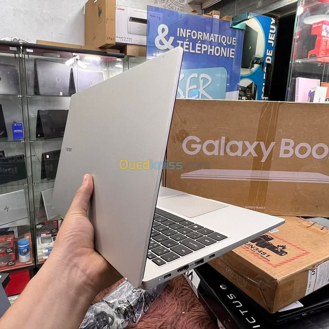 Samsung Galaxy Book 2 ( i5-12Th)