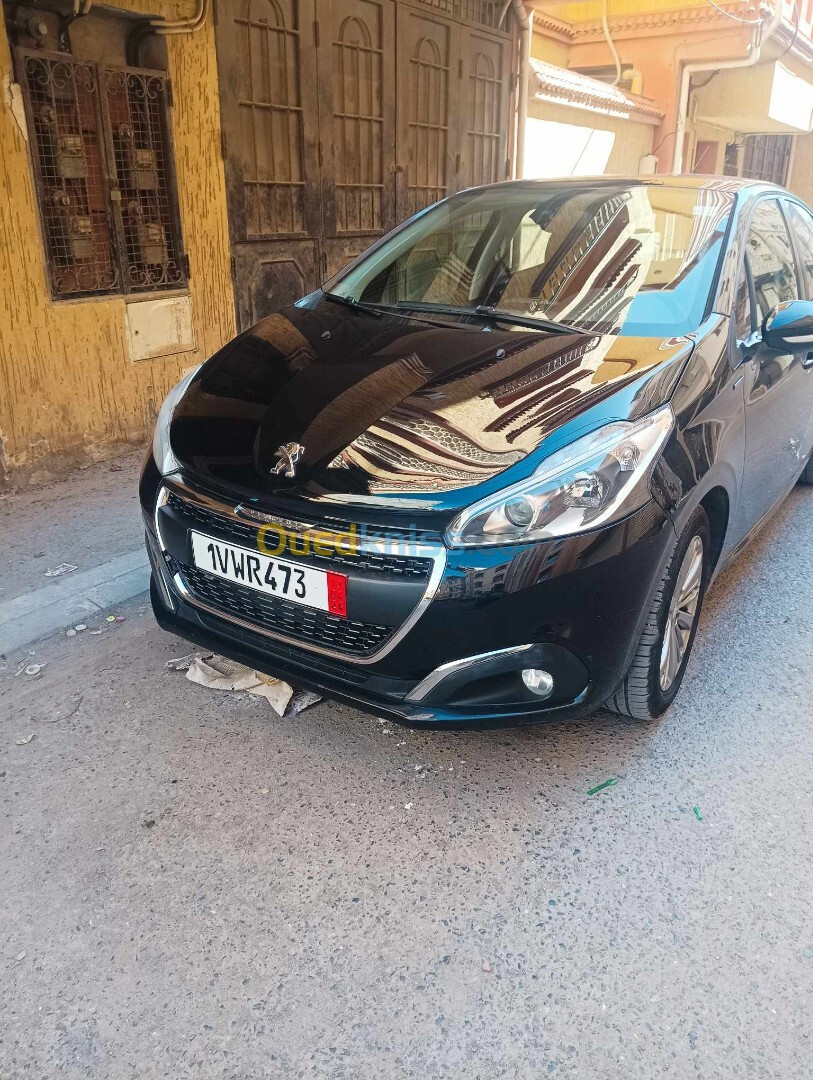 Peugeot 208 2019 Signature