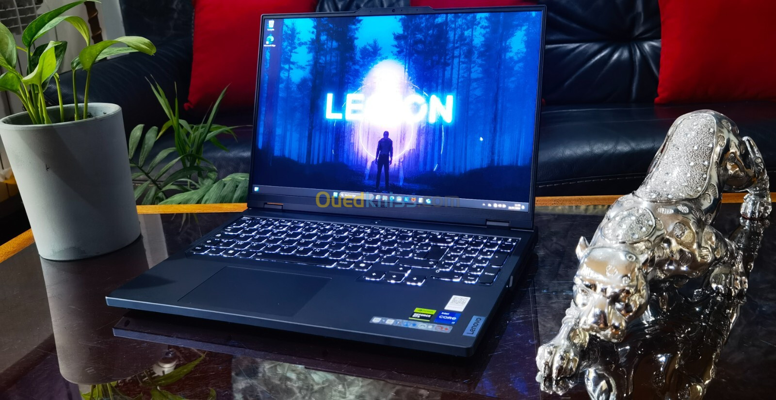 LENOVO LEGION 5 PRO - i7 14900HX - RTX 4070 - Écran QHD 2K 165Hz - RAM 32Go - SSD 1TB- 