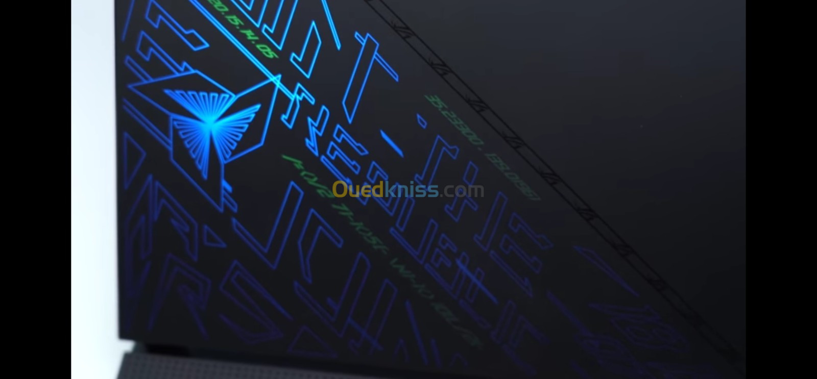 [VENDU] ASUS STRIX SCAR 17SE  i9-12950HX-RTX™ 3080 Ti -📺QHD 2K 240Hz -64Go - SSD 2To + TDP 175 Watt