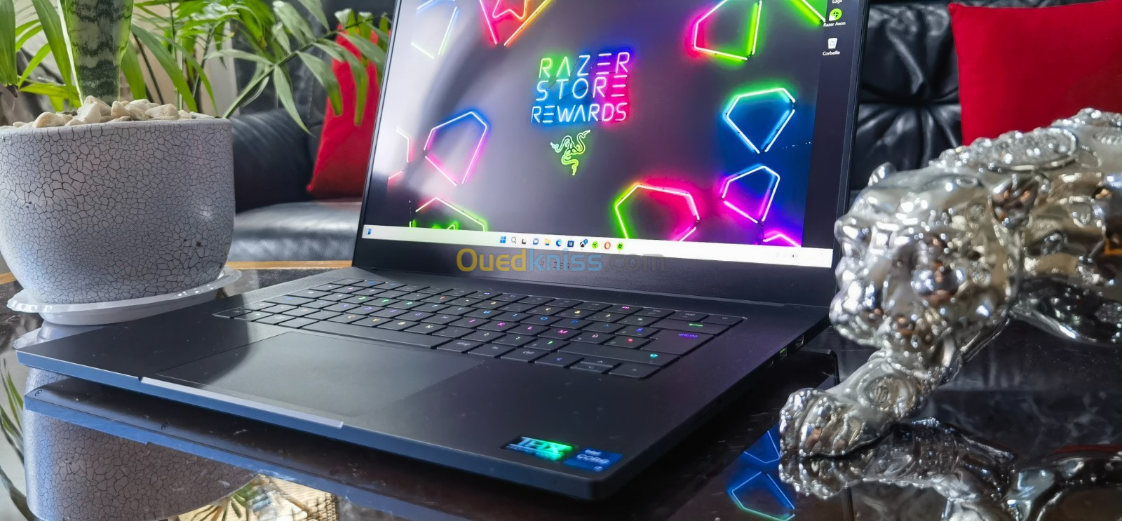 [VENDU] RAZER BLADE 15 - i7-12800H - RTX 3070 Ti - Ecran 15.6" QHD 240Hz - RAM 16Go - SSD 1TB