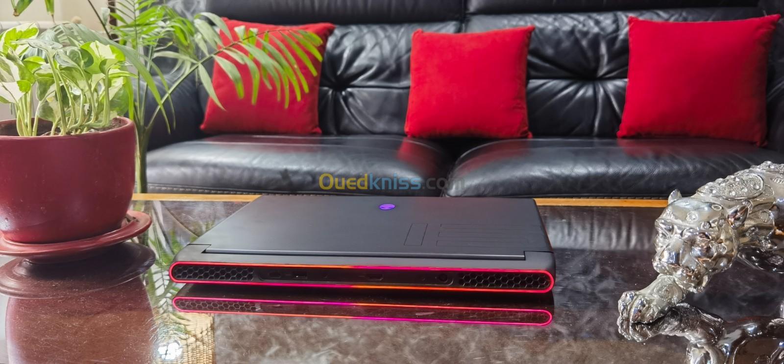 [VENDU] ALIENWARE M15 R6 - Intel i7-11800H -RTX 3080 - Écran 15.6" FHD 360Hz - RAM 32Go - SSD 1TB 