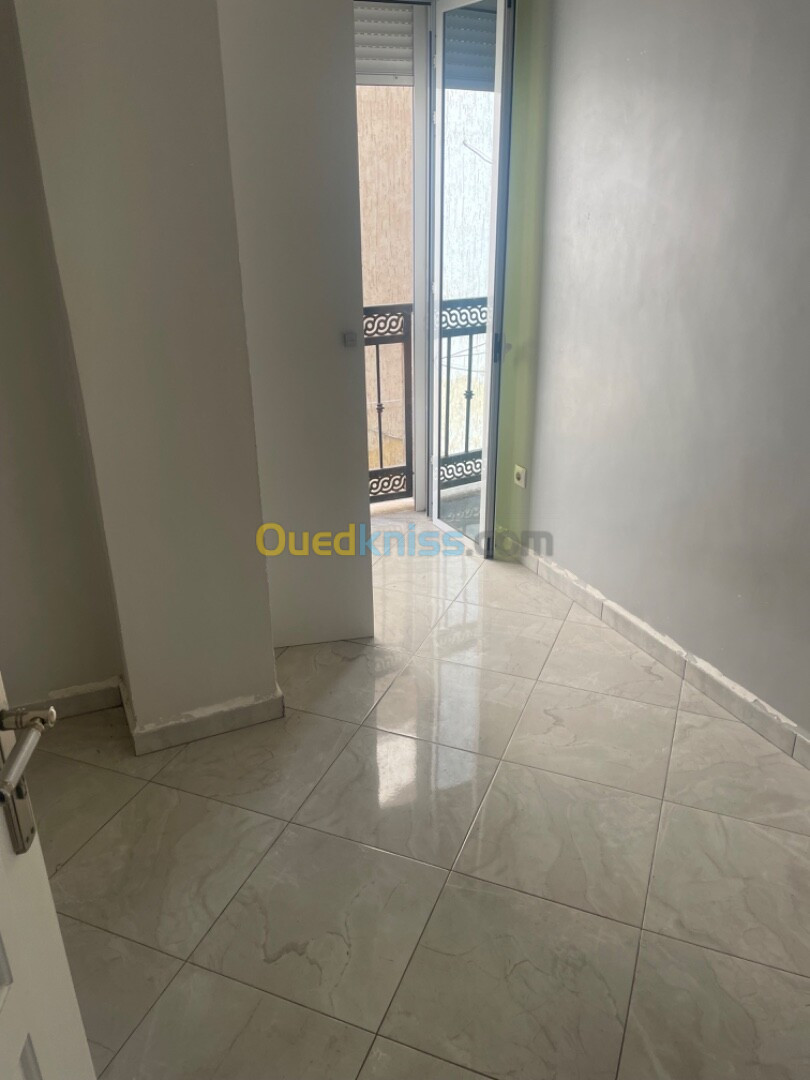 Location Appartement F4 Alger El achour