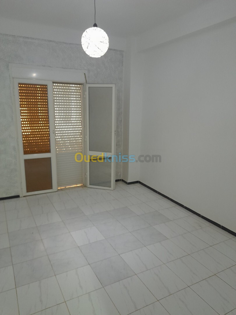 Location Appartement F4 Alger El achour