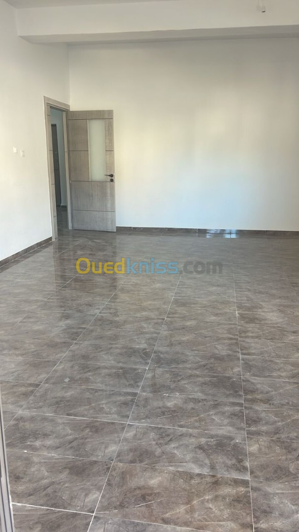 Location Appartement F3 Alger Hydra