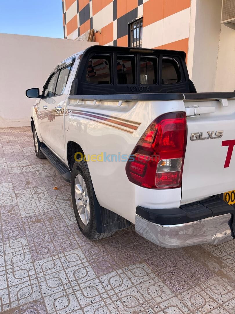 Toyota Hilux 2019 GLXS/SR5