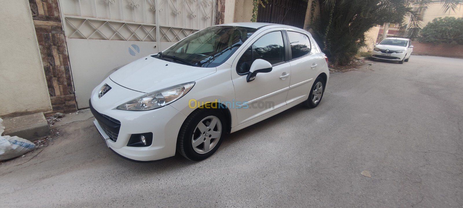 Peugeot 207 2011 