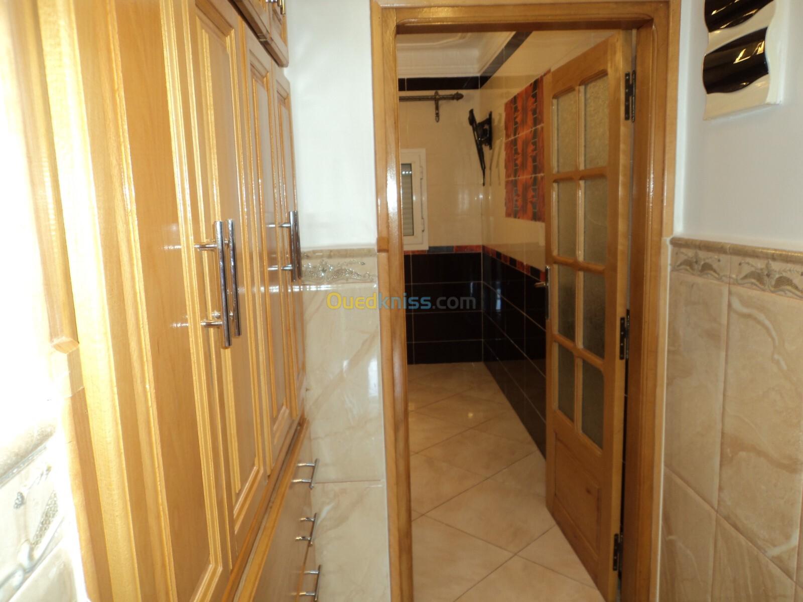 Location Appartement F4 Alger Kouba