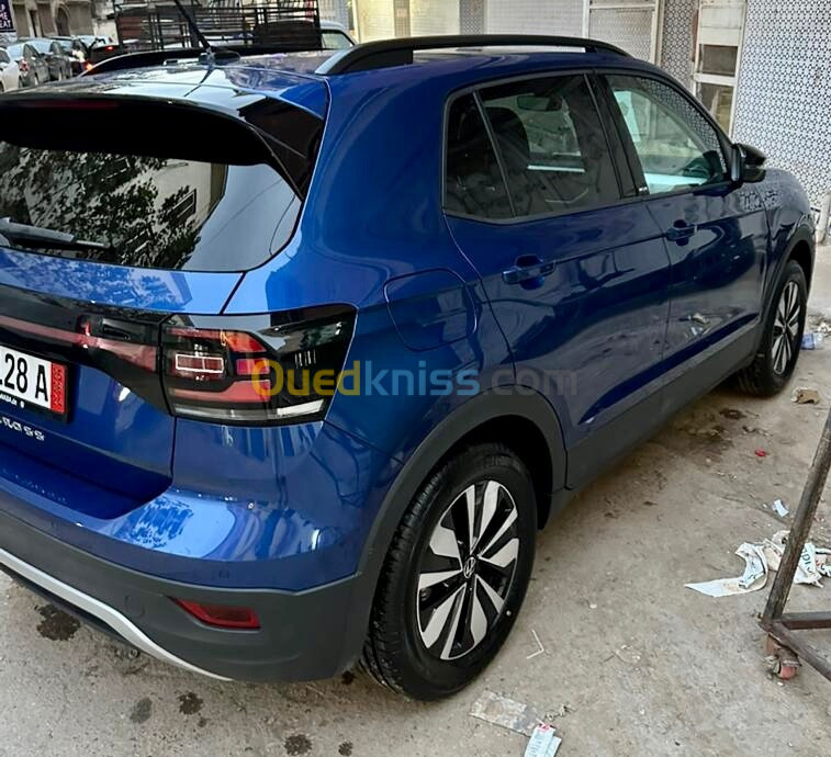 Volkswagen T-Cross 2023 Move