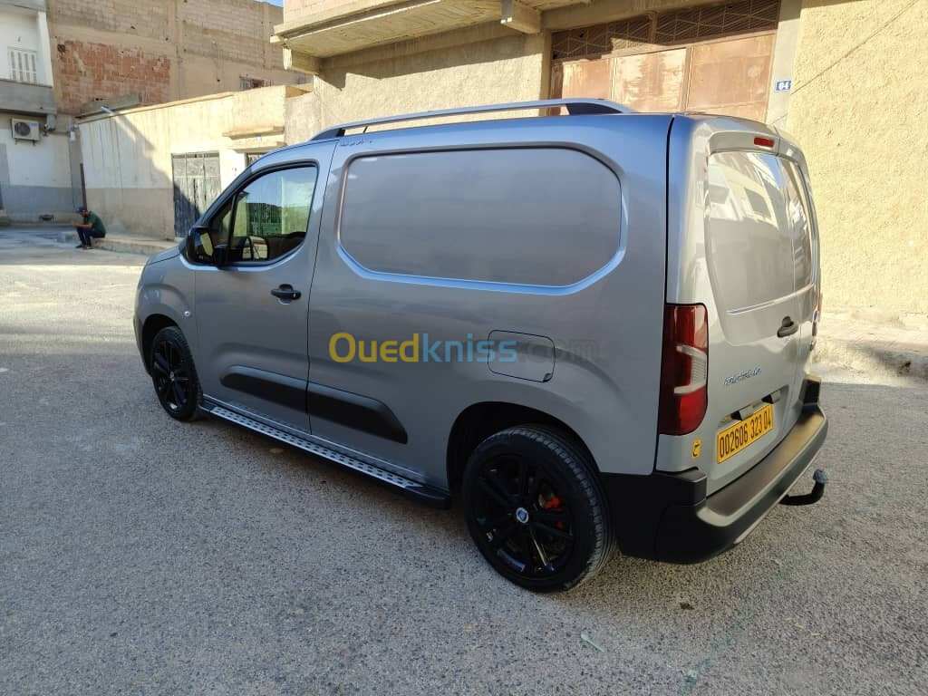 Fiat Doblo 2023 