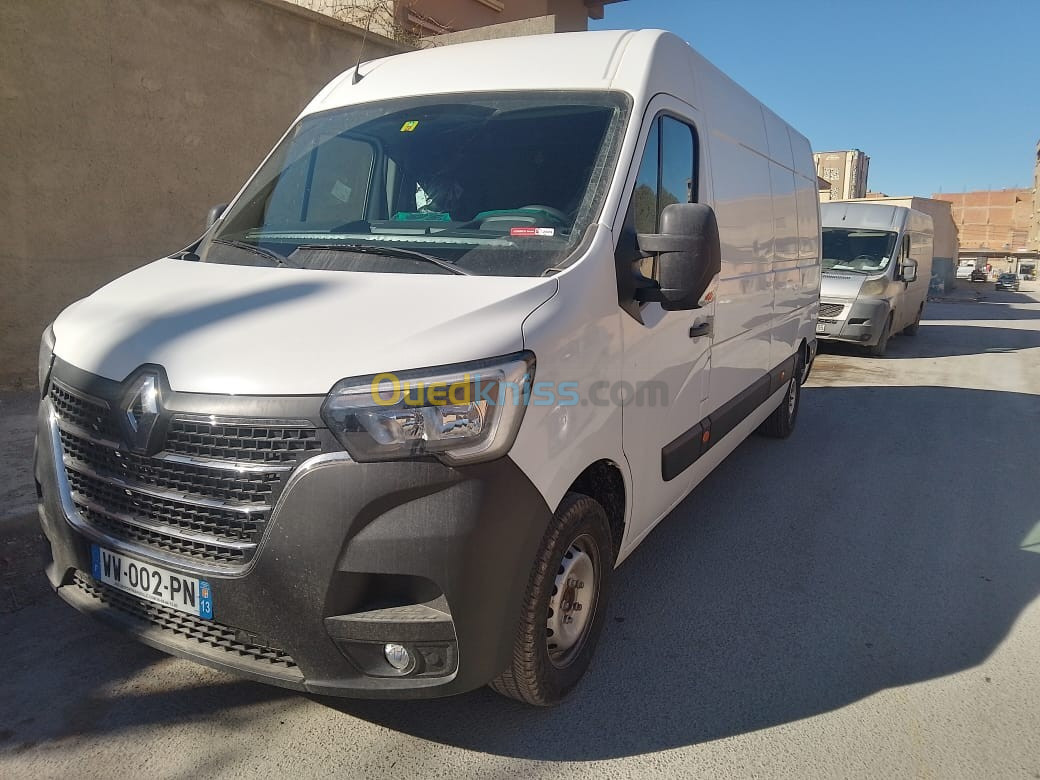 Renault Master 2023