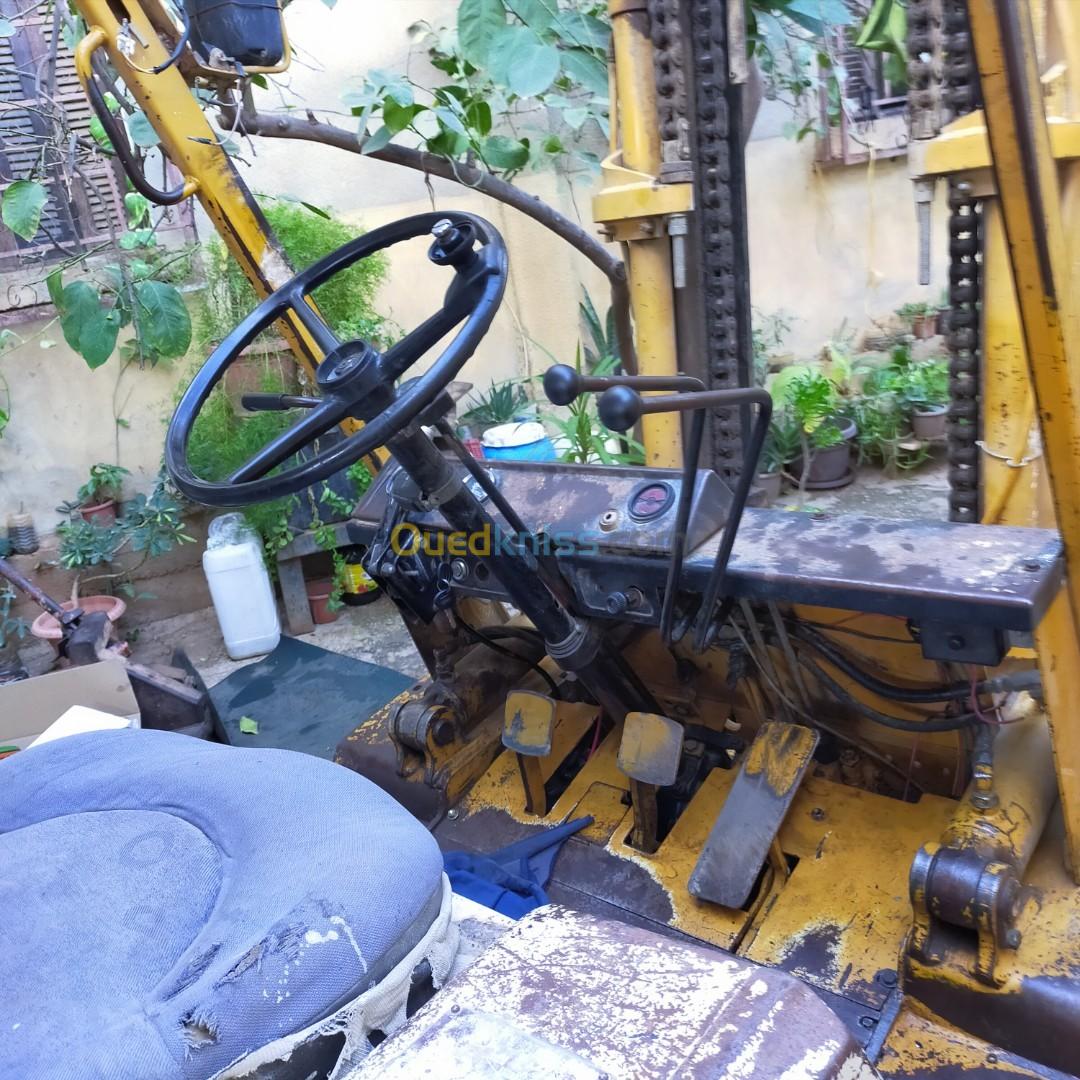 Komatsu FD30 رافعة شوكية 