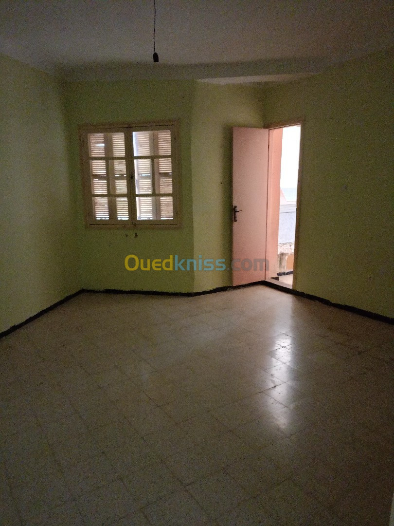 Vente Appartement F3 Tipaza Cherchell