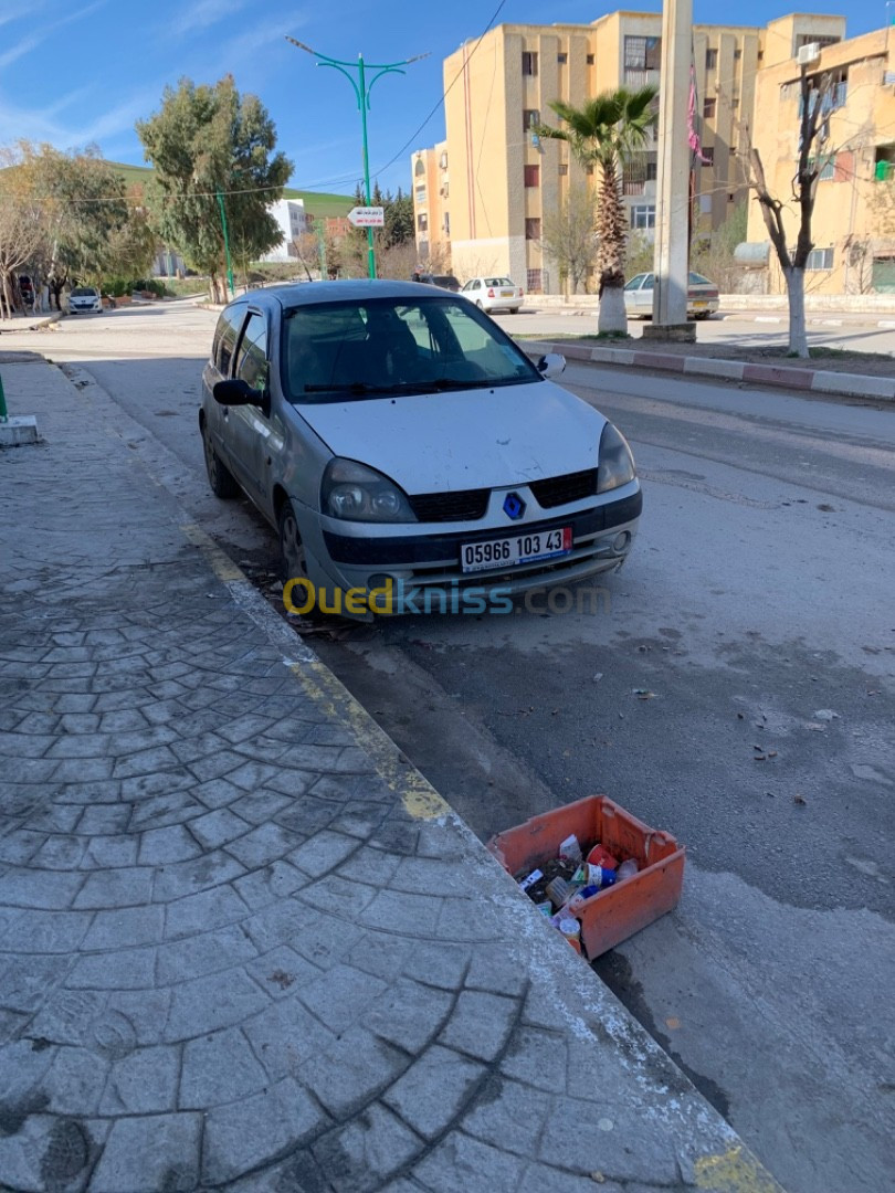 Renault Clio 2 2003 Dbana