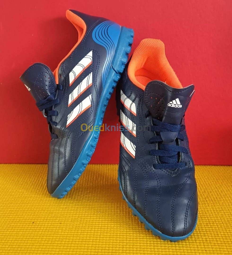 Chaussures ou souliers de football - crampons - Adidas COPA Neuf, pointure 37,5 - 37 1/2