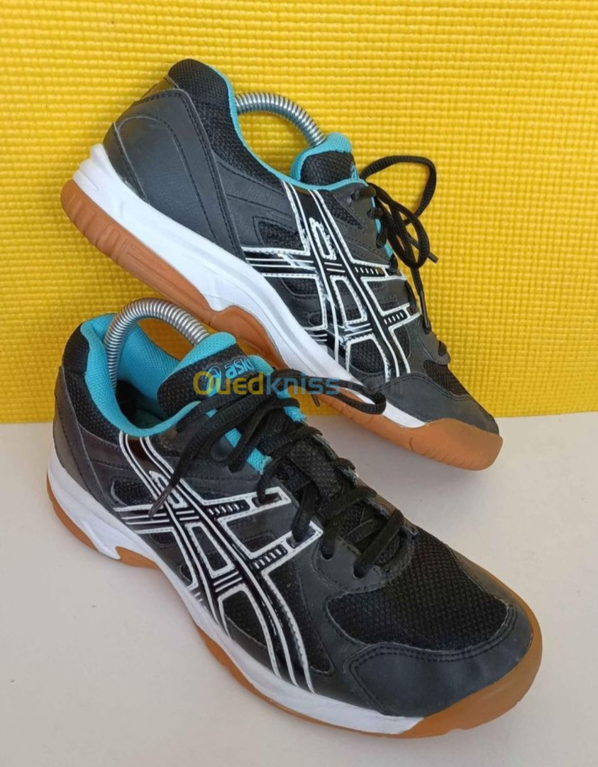 Baskets Asics originales neuves / taille 39 