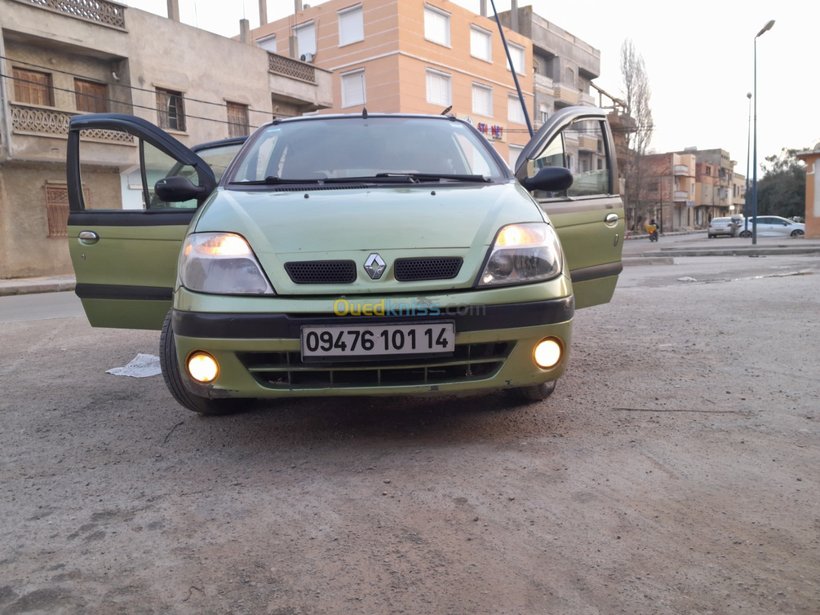 Renault Scenic 2001 نبدل برك مانبيعش