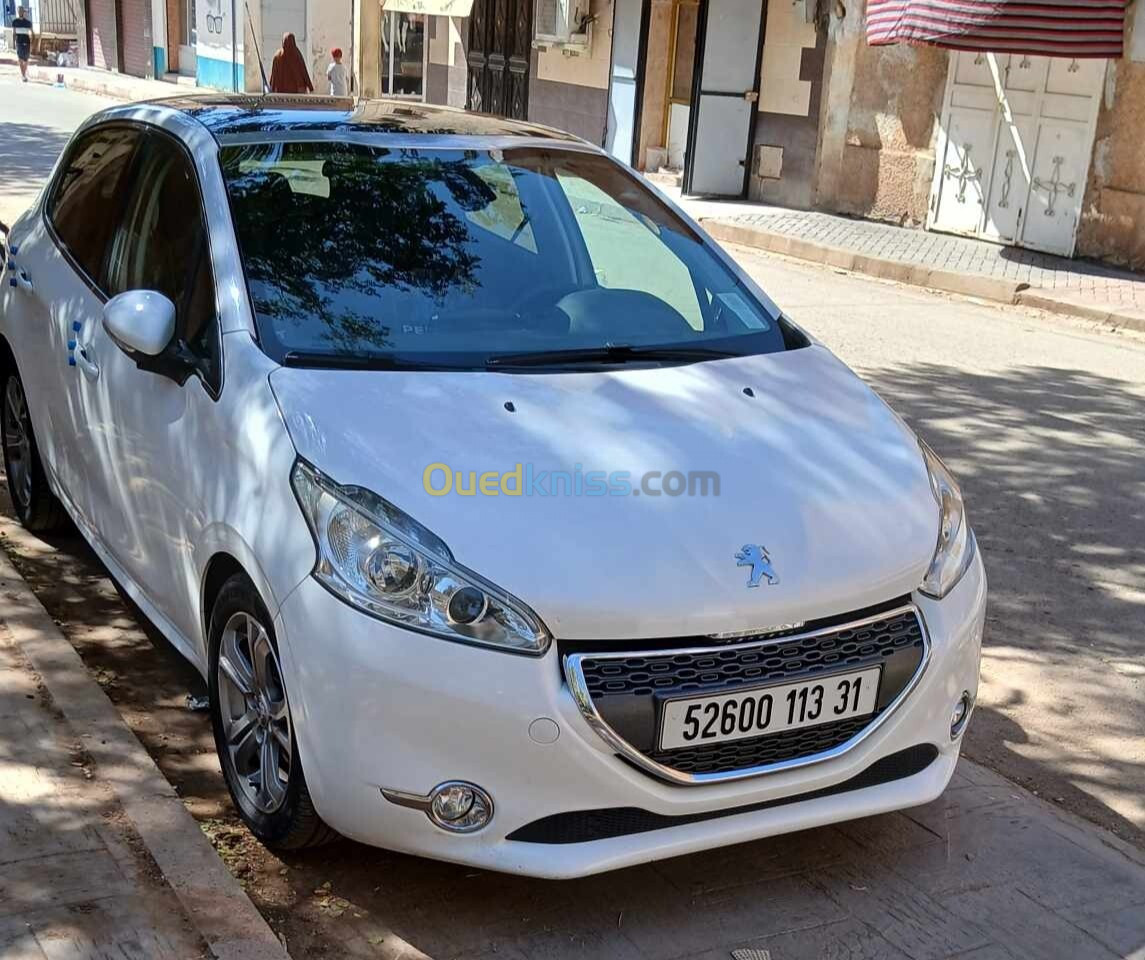 Peugeot 208 2013 