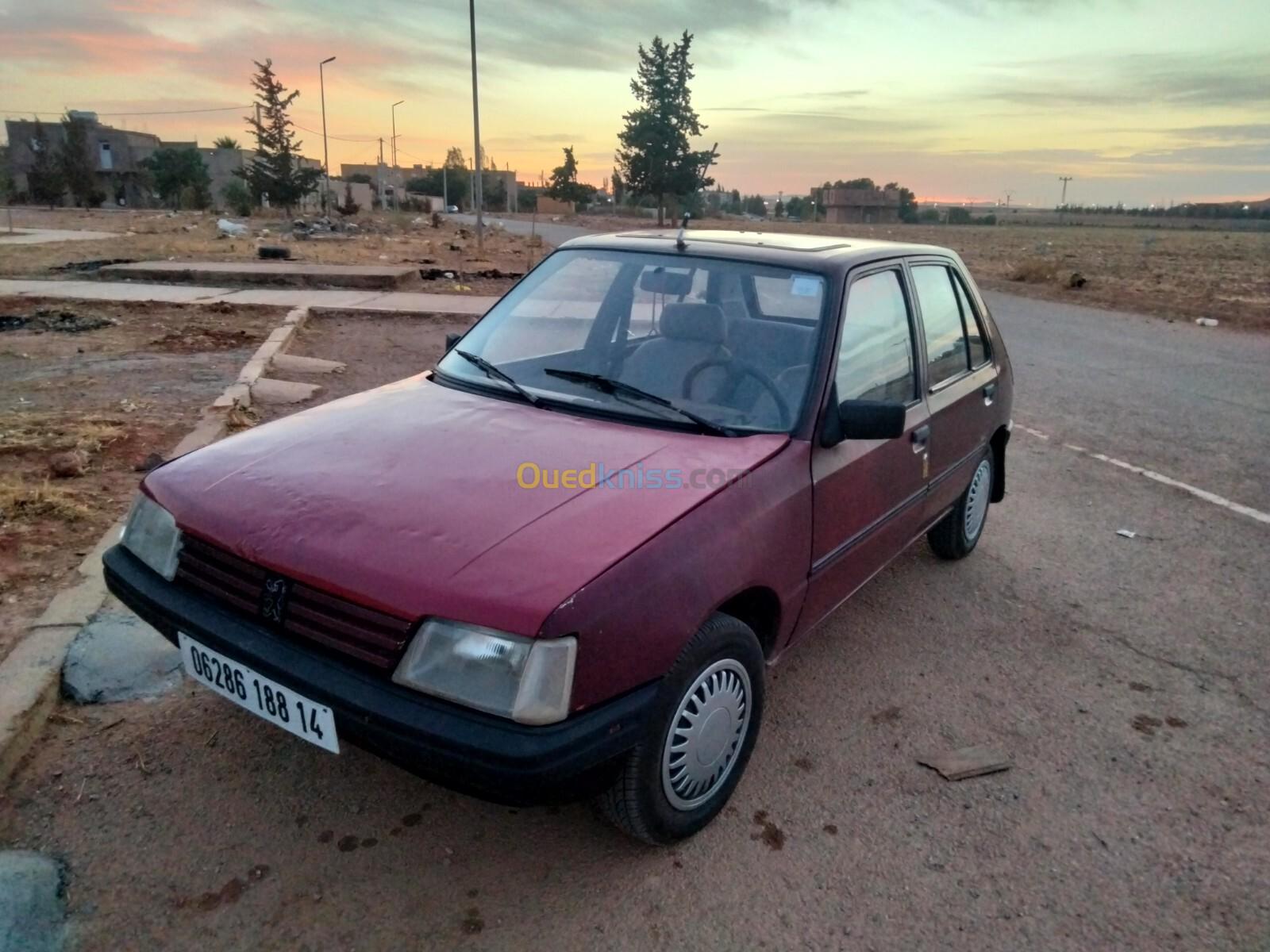 Peugeot 205 1988 