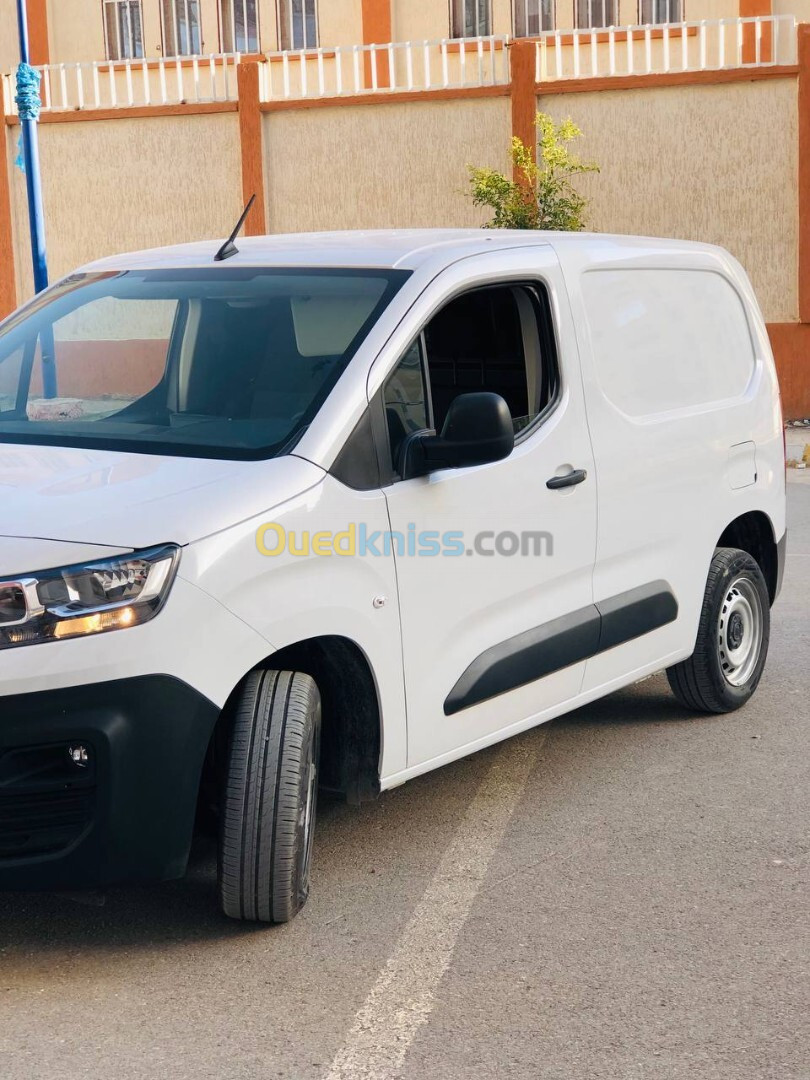 Fiat Doblo 2024 M I B 🇩🇿