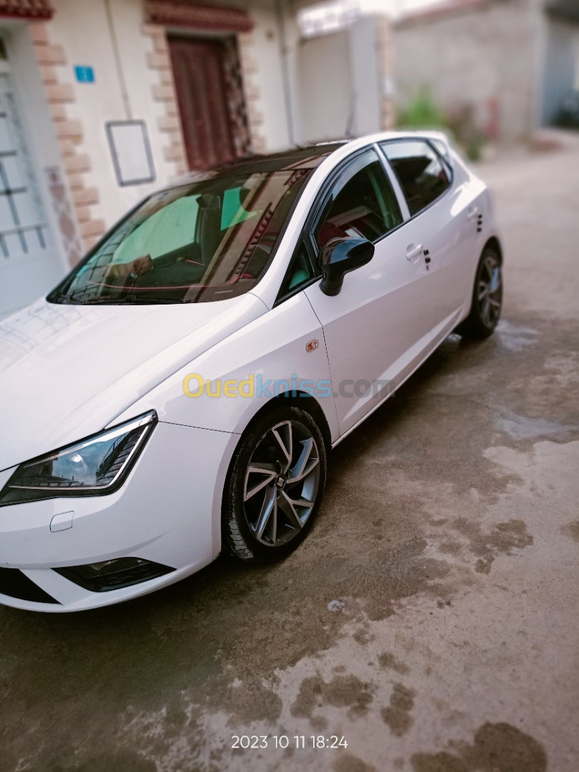 Seat Ibiza 2015 Black Line