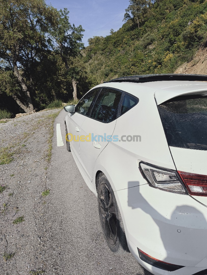 Seat Leon 2015 LINEA R+