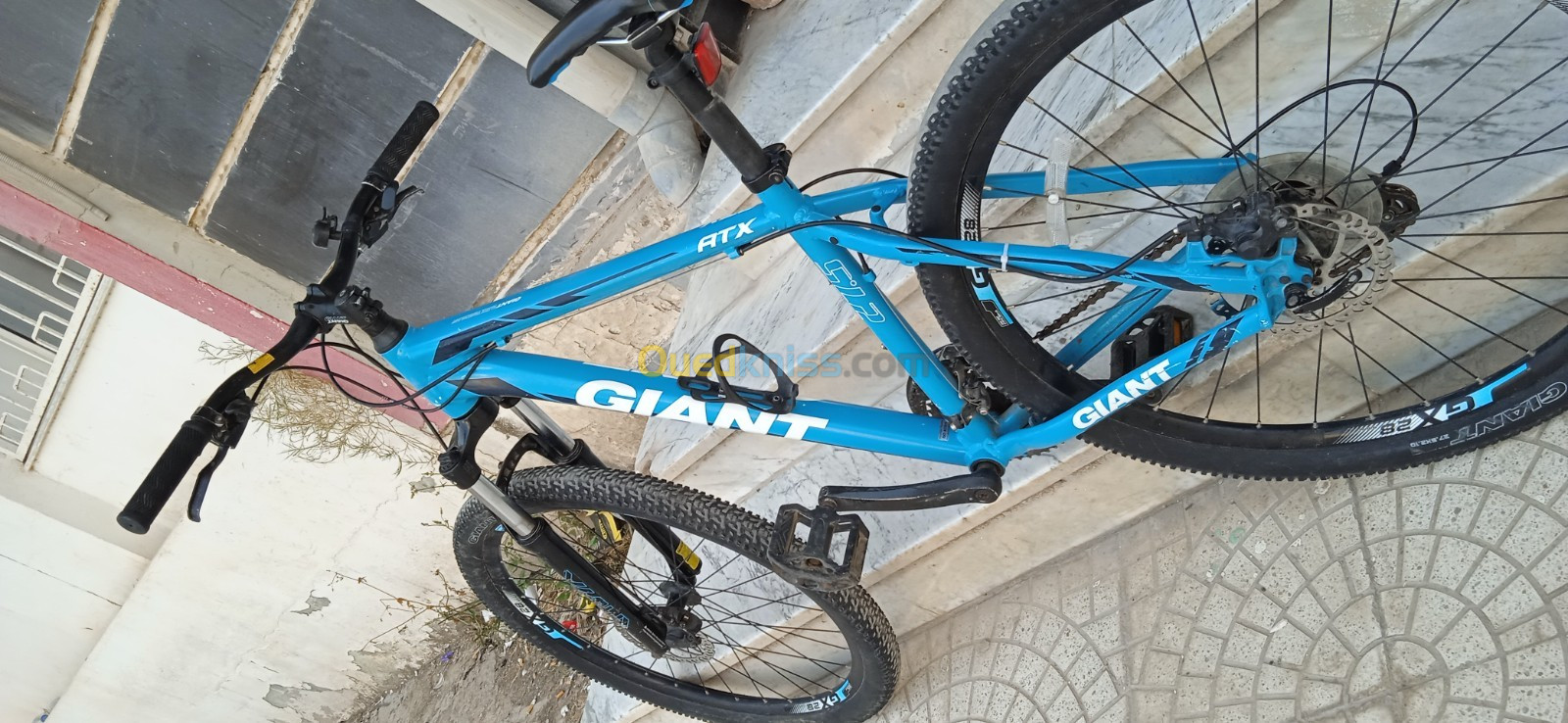 Vélo marque giant taille M