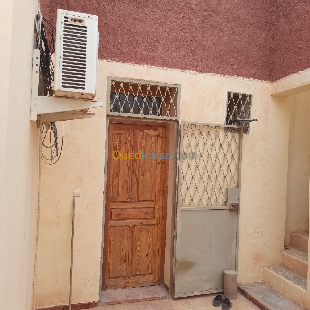 Location Appartement F03 Adrar Adrar