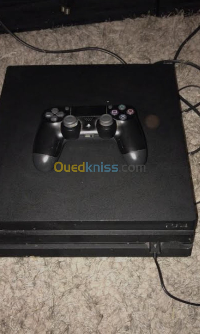 PS4 pro model 7216 