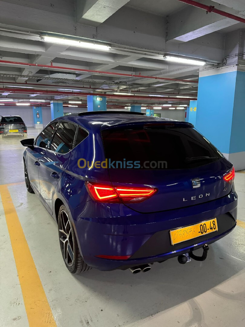 Seat Leon 2019 BTS