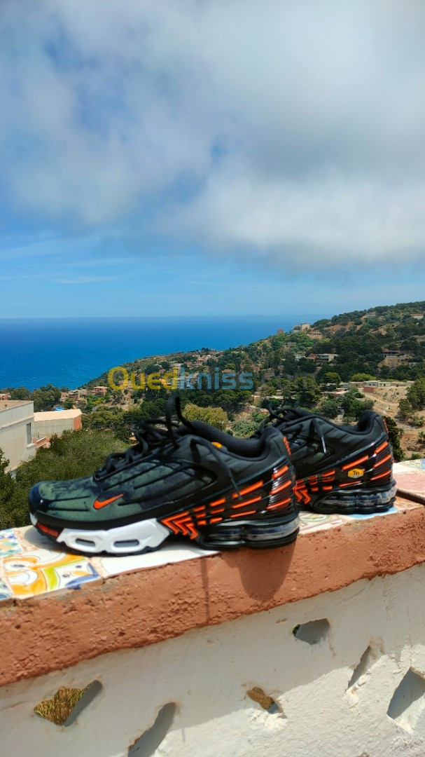 Air Max TN Plus 3 original black vert orange FV6914-001 pointure 41. Chariha m Nike France