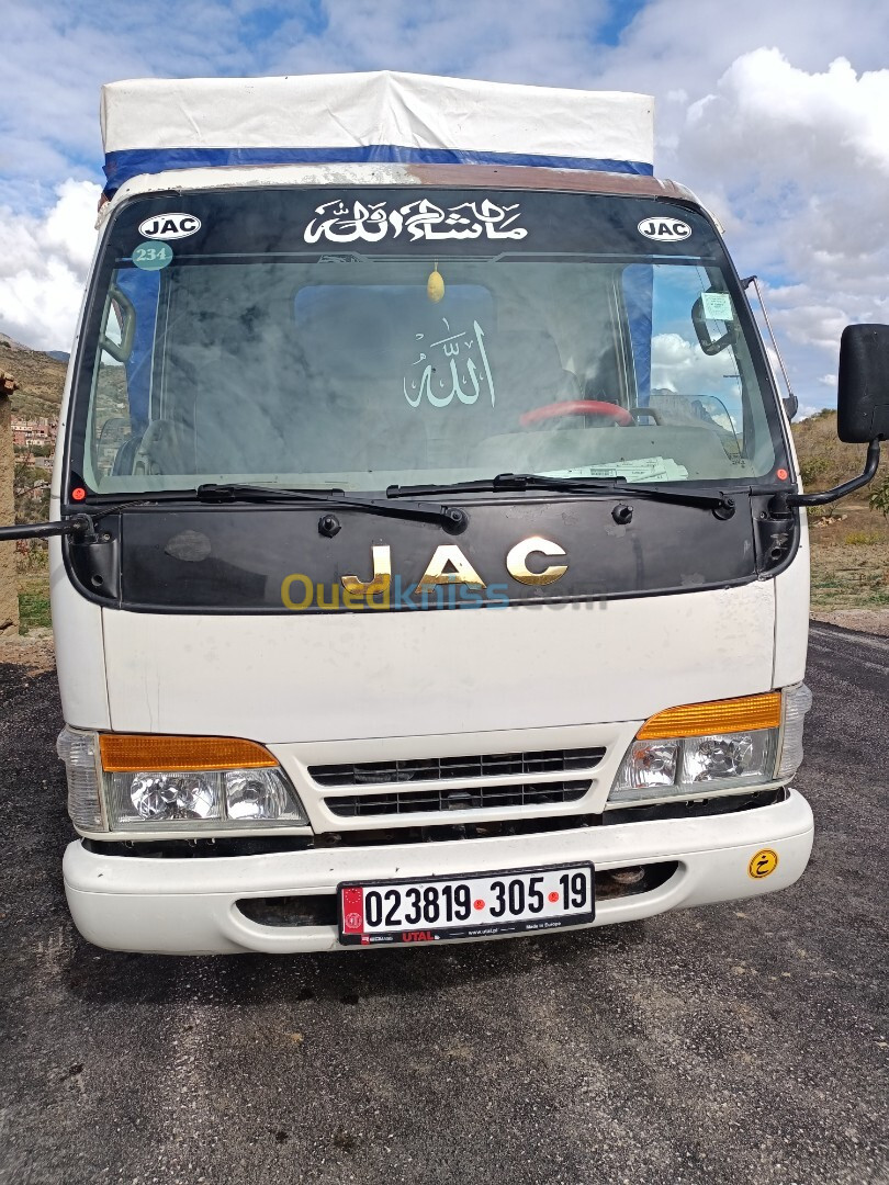 JAC 1025 2005