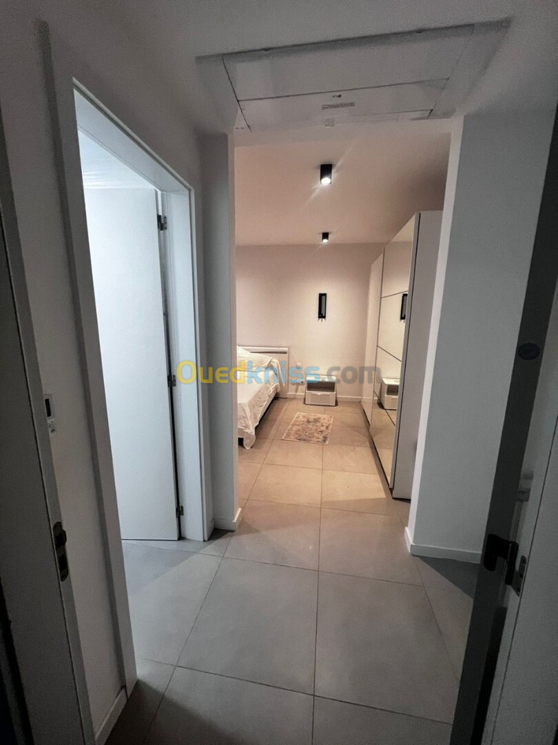 Location Appartement F4 Alger Hydra