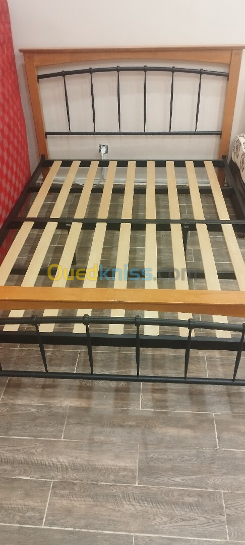 Lit 2places en bois être avec matelas 