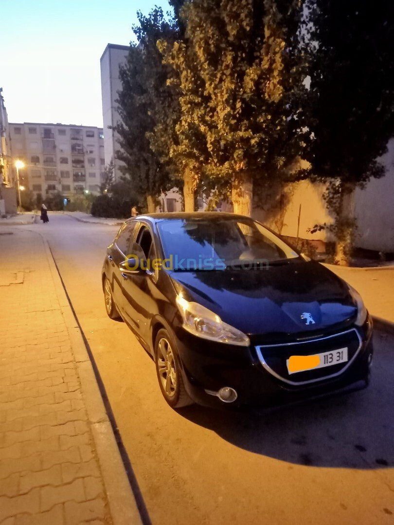 Peugeot 208 2013 