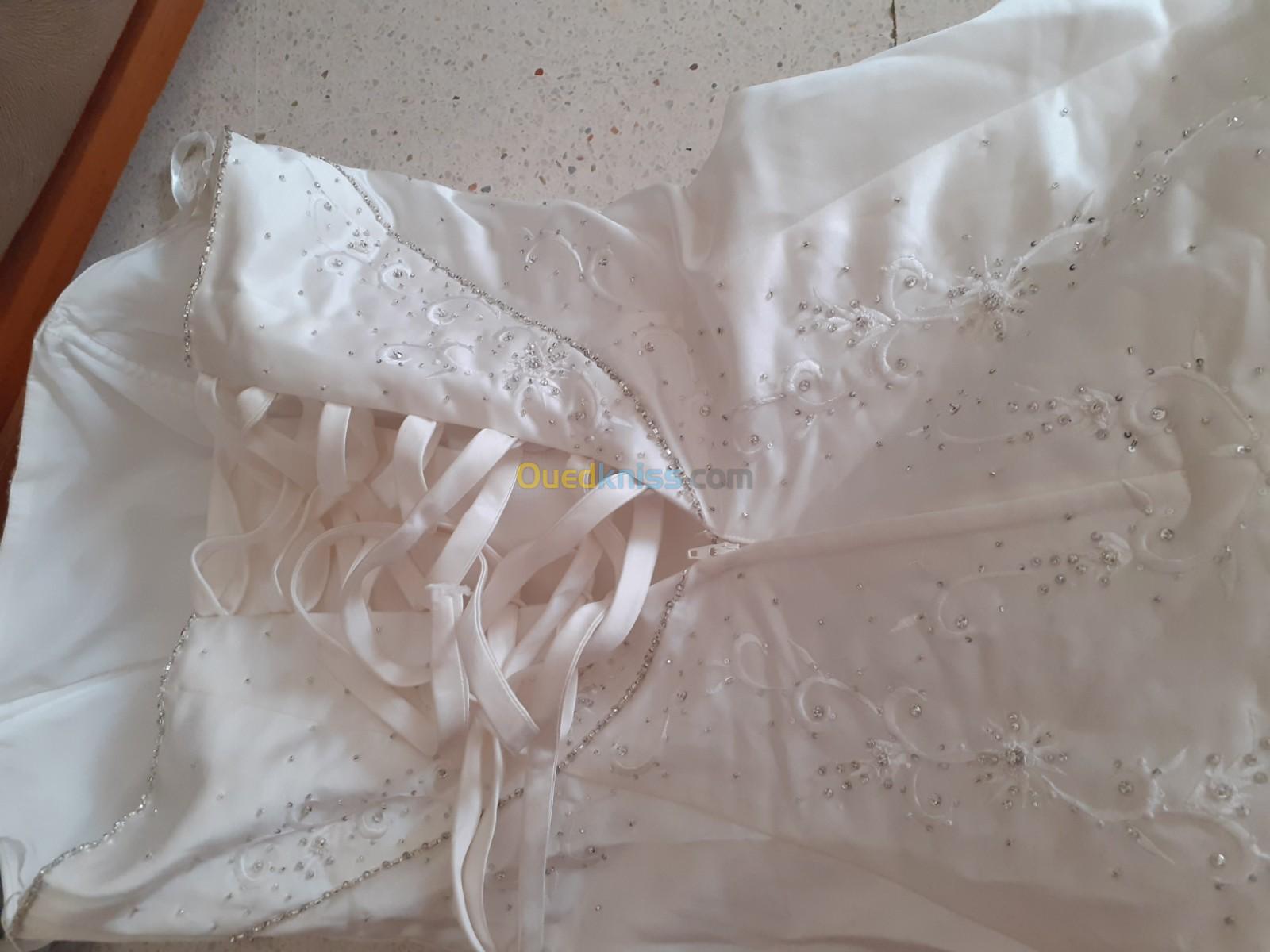 Robe de mariée pronubcia