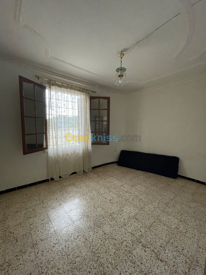 Location vacances Appartement F3 Tipaza Messelmoun