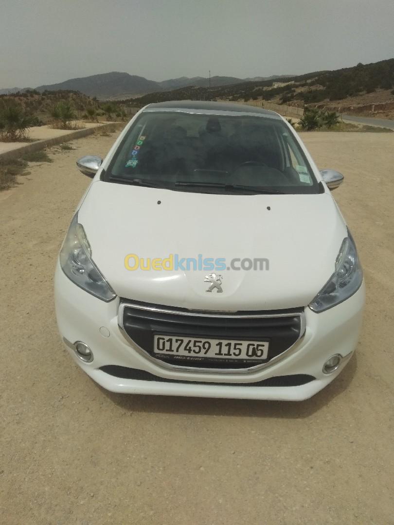 Peugeot 208 2015 Allure