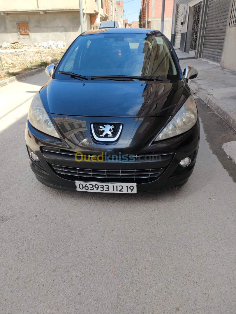 Peugeot 207 2012 