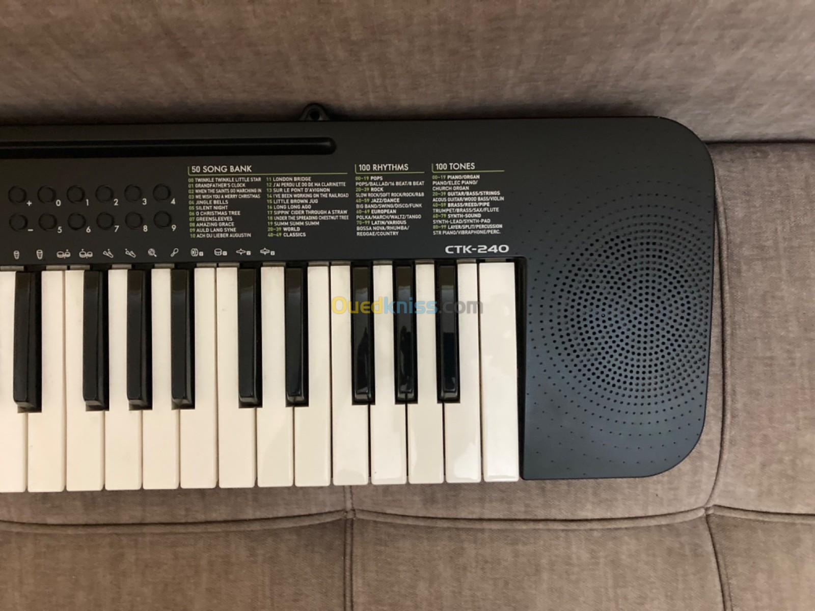 Casio CTK-240 Clavier Musical 