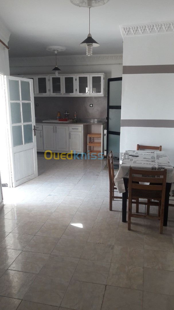 Location vacances Niveau De Villa F2 Oran Ain el turck