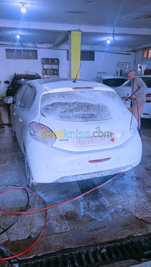 Peugeot 208 2019 Allure Facelift