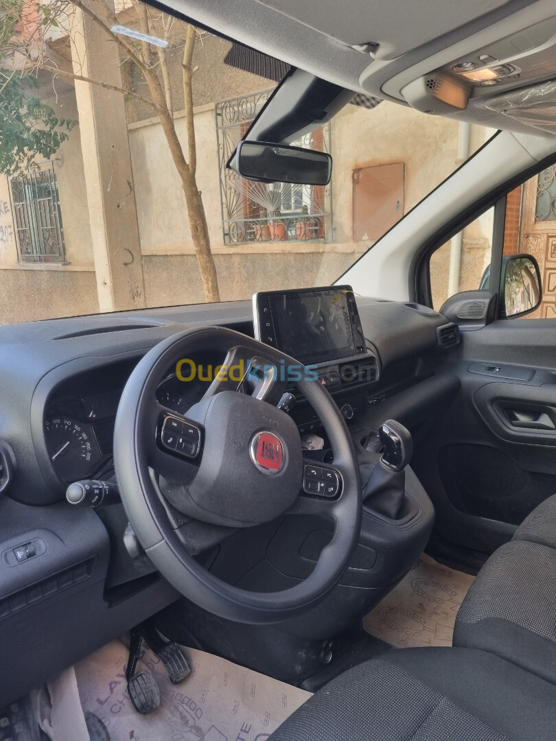 Fiat Doblo 2024 Italien