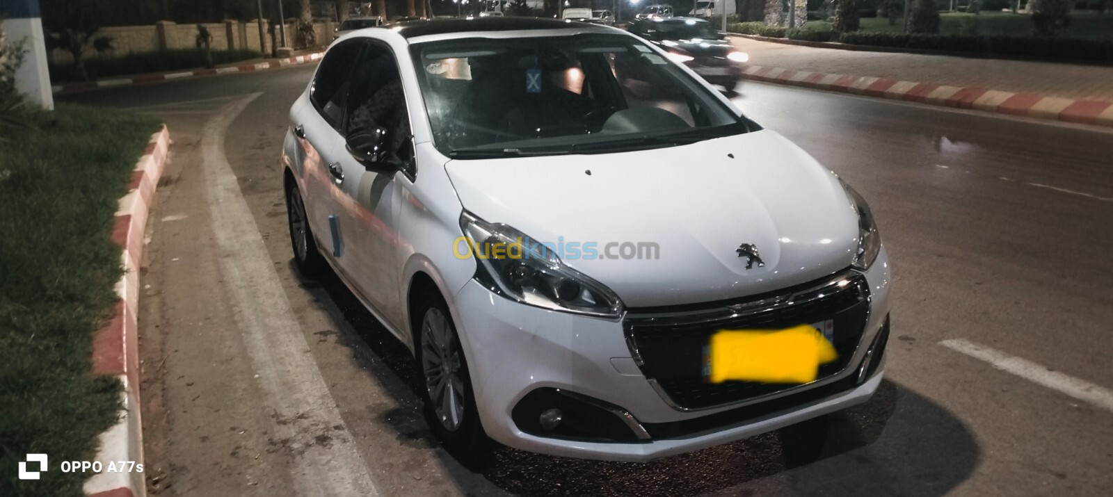 Peugeot 208 2016 Access Facelift