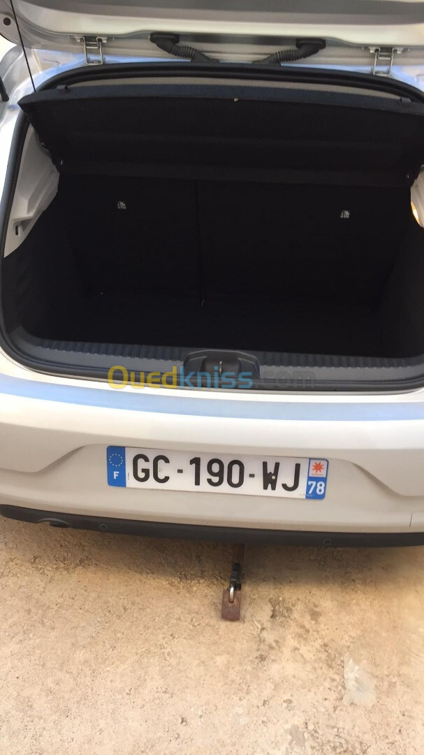 Renault Clio5 2021 Internet