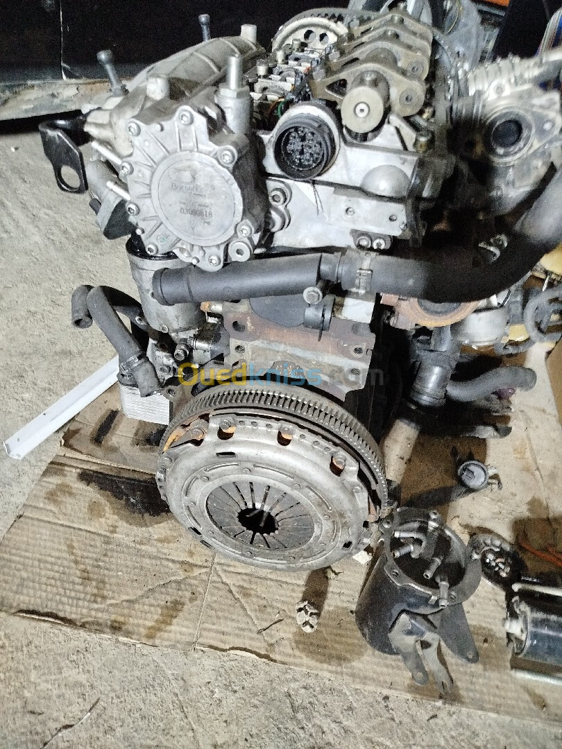 Moteur complet golf 2.0 tdi