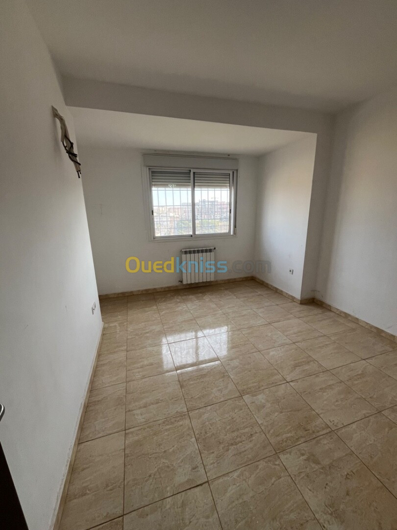 Location Appartement F2 Oran Bir el djir