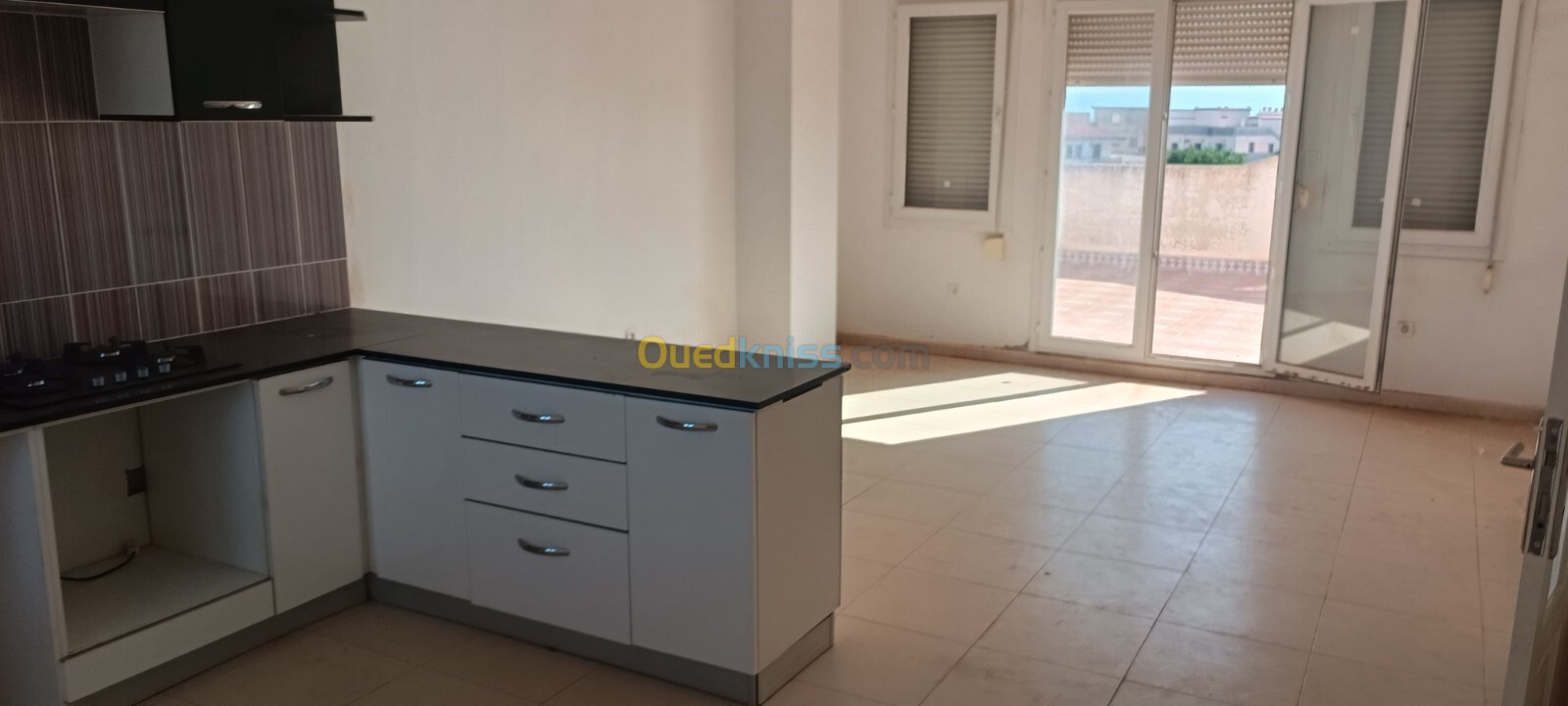 Location Appartement F3 Oran Bir el djir